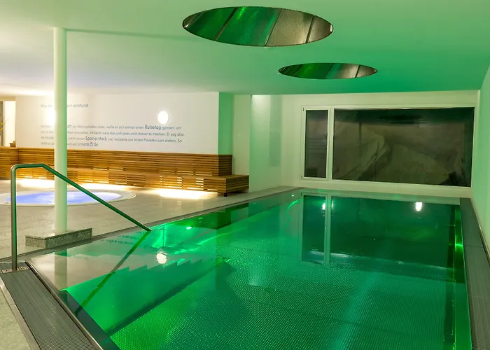 Legendaer Aparthotel 4*