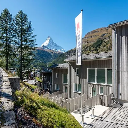 Legendaer Aparthotel 4*